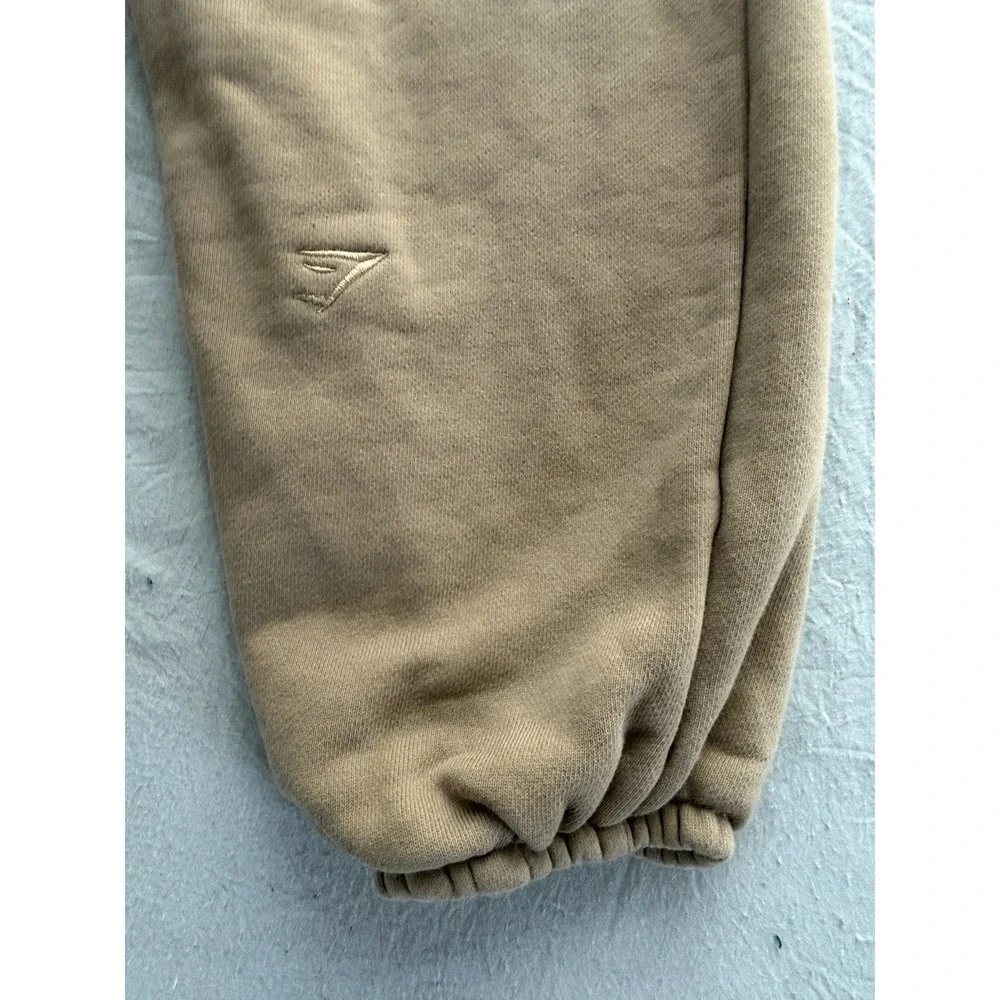 Gymshark Men's Joggers Medium M Tan Beige Fleece Sweatpants Elastic Cuff